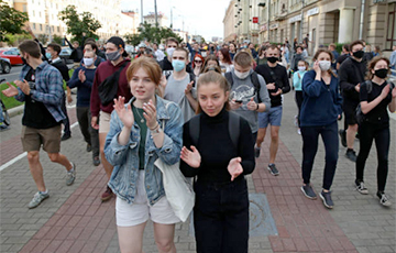 Видеофакт: Атмосфера протестного Минска впечатляет