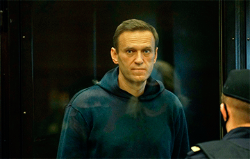 США и Великобритания требуют «немедленно и без всяких условий» освободить Навального