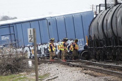В Техасе эвакуированы жители из-за схода с рельсов поезда с метанолом