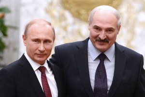 Лукашенко поздравил Путина с днем рождения первым