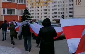 «Наша победа скоро!»: Боровляны встали в цепь солидарности