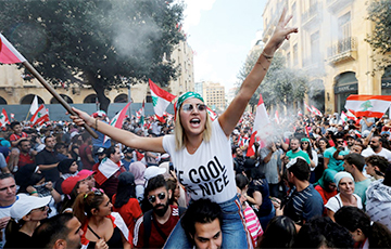 Демонстранты в Ливане потребовали отставки президента