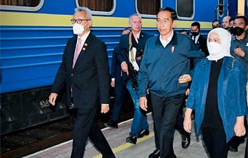 В Украину поездом из польского Перемышля едет президент Индонезии