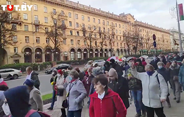 Участники Марша в Минске напомнили Лукашенко, что его время вышло