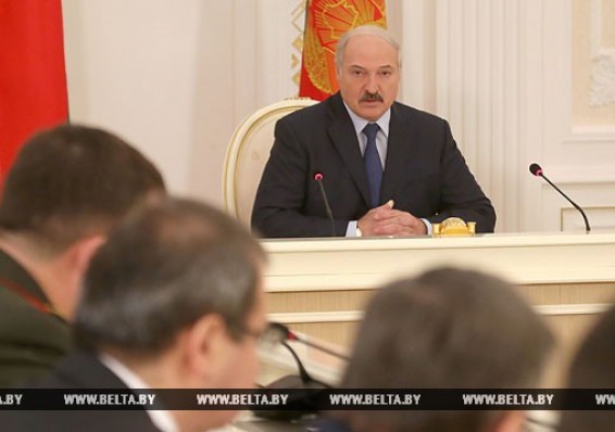Лукашенко о силовиках: Что ж это за пенсионер в 45 лет?!