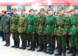 Житель Волковыска: Знакомого срочно забрали на военные сборы