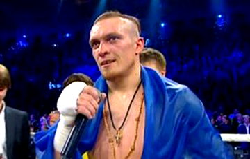 Украинский боксер Александр Усик победил Майриса Бриедиса из Латвии