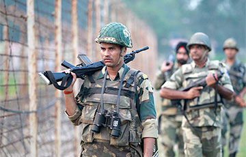 В Кашмире растет угроза военного столкновения между Индией и Пакистаном