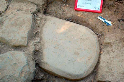 Среди развалин этрусского храма нашли стелу с непонятной надписью