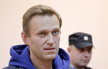 Навальный подаст в суд на российских пограничников