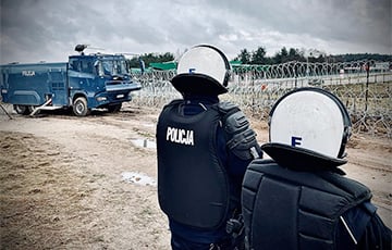 Польские полицейские обнаружили труп мигранта на границе с Беларусью