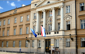 Парламент Хорватии объявил о самороспуске