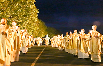 Будславский фестиваль собрал тысячи верующих