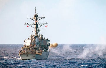 Американский эсминец перехватил судно из Ирана с опасным грузом