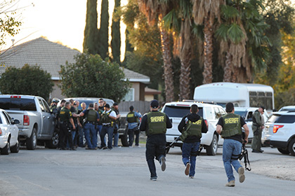Американская полиция рассказала о стрелявшей в Калифорнии семейной паре