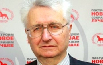 Станислав Богданкевич: Белорусам нужно менять политическую власть