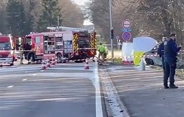 В Бельгии на автотрассе потерпел крушение самолет