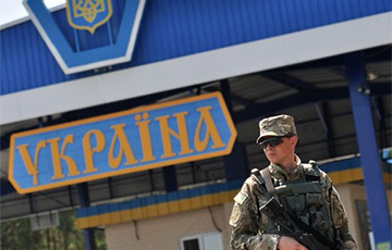 В Сумской области украинские пограничники сбили ударный дрон со взрывчаткой