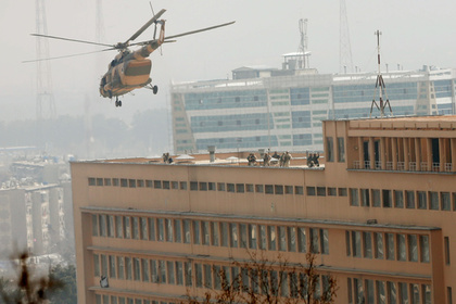 Боевики взяли в заложники медперсонал и пациентов кабульской больницы