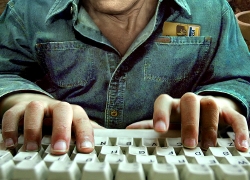 Хакеры похищали деньги с помощью компьютеров белорусов
