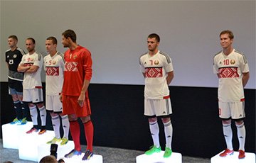 Фотофакт: Представлена новая форма сборной Беларуси с орнаментом
