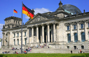 Германия предложила выделить Греции гуманитарную помощь