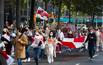 Белоруски Франкфурта вышли на Всемирный женский марш солидарности