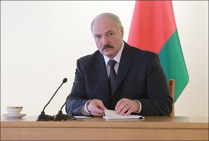 Лукашенко поздравил Медведева с юбилеем