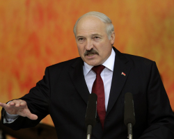 Лукашенко: белорусские писатели больше не «выдают» великих произведений