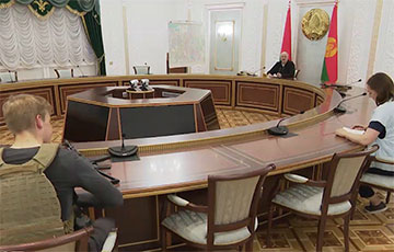Как выглядит экстренное совещание у Лукашенко