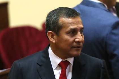 Бывшего перуанского президента и его жену взяли под стражу