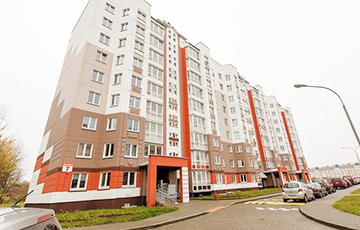Как выглядят квартиры в Минске, из-за которых ночевали под УКСом