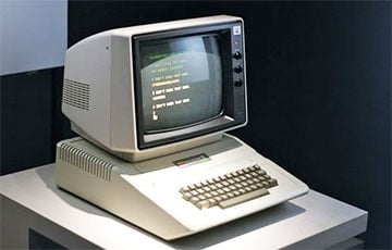 Как в Минск-1988 привезли первые Apple