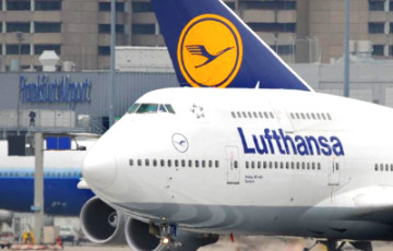 Большинству министров правительства Германии будут летать рейсовыми самолетами