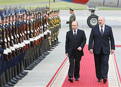 Путин предложил Лукашенко поговорить тет-а-тет