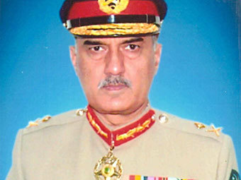 Пакистанский премьер уволил министра обороны