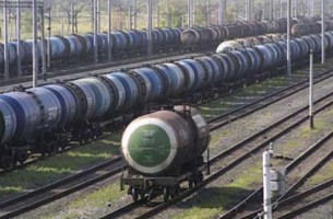 Белорусские нефтепродукты останавливают украинские НПЗ