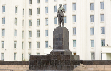 В Могилеве потратят $72 000 на ремонт памятника Ленину