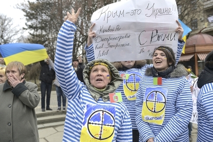 Вещание украинских телеканалов в Крыму полностью прекращено