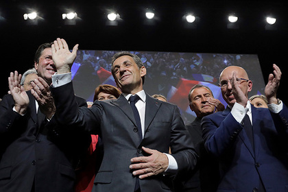 Саркози призвал французов голосовать за Фийона