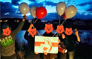Дети из поселка Новобелица провели креативную акцию в честь дня матери