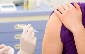 Минздрав хочет наказывать игнорирующих вакцинацию