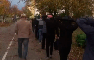Жители Жодино вышли на необычный марш