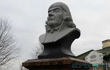 В Слониме торжественно открыли памятник Михалу Казимиру Огинском