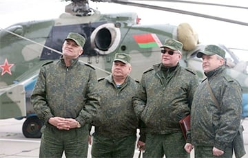 Лукашисты насмешили своими огромными животами на военных сборах