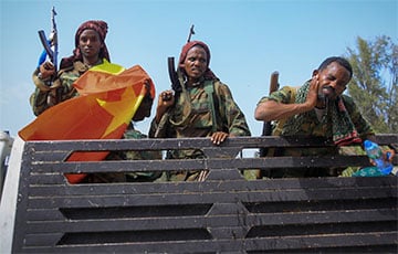 Наступление повстанцев на столицу Эфиопии: США приказали своим сотрудникам покинуть страну