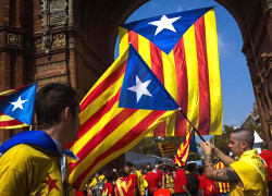 Парламент Каталонии разрешил референдум о независимости