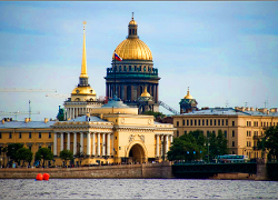 Туристы отменяют туры в Россию из-за ситуации в Украине
