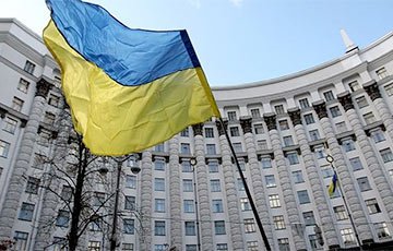 Кабинет  министров Украины может быть отправлен в отставку 12 декабря