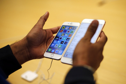 Власти США взломали iPhone калифорнийского террориста и отозвали иск к Apple